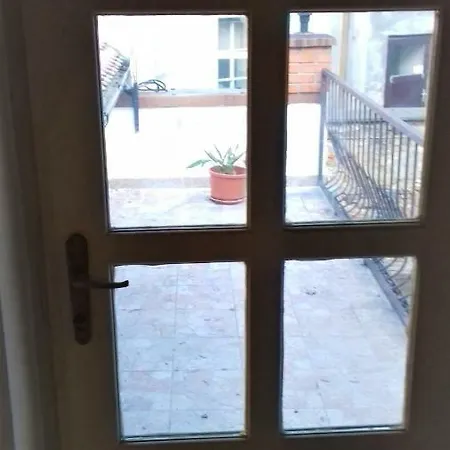 Jokai Apartman *